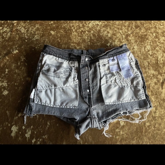 Levi’s 501 - Denim Cutoff Shorts - Gray - Size 29 - Picture 7 of 7